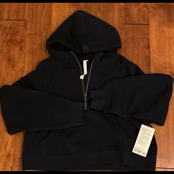 lululemon athletica Black Hooded Sweater - Picture 1 of 1